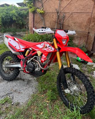 Moto enduro