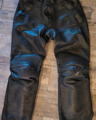 Pantalone in pelle Dainese da moto