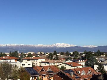 Bicamere biservizi panoramico autonomo Udine ovest
