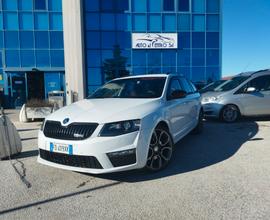 Skoda Octavia 2.0 TDI CR 4x4 DSG Wagon VRS