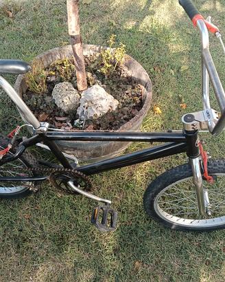 Bicicletta BMX 20" Freestyle
