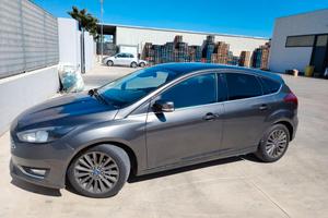 Ford focus 1.6 120 CV Titanium