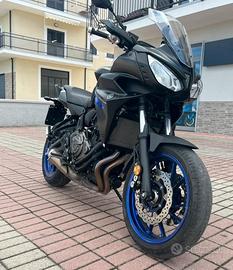 Yamaha tracer 700