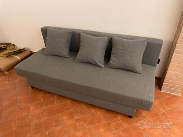 Divano letto matrimoniale