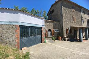 CASA INDIPENDENTE A MONTEFIASCONE