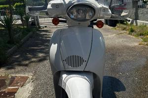 Aprilia Scarabeo 50 4 T due posti