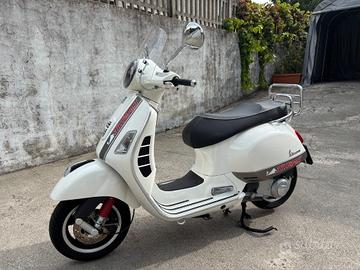 PIAGGIO Vespa GTS 300 Super gts 300 super