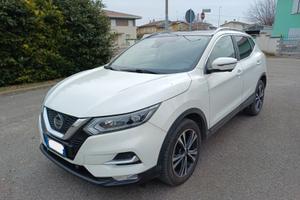 Nissan Qashqai 1.3 DIG-T 140 cv N-Connecta