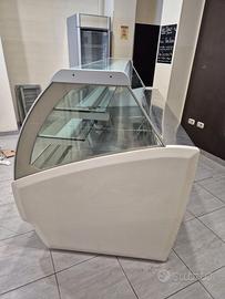 Vetrina pasticceria refrigerata ifi