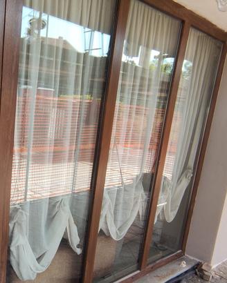 Vetrata, finestra in pvc doppio vetro 