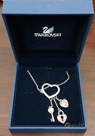 SWAROVSKI KEY TO MY HEART collana + 4 ciondoli