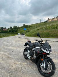 Aprilia tuono 660 factory