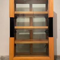 Vetrina in legno di faggio