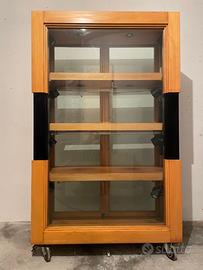 Vetrina in legno di faggio