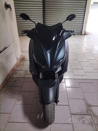 YAMAHA XMAX 300 TECH Anno 2022