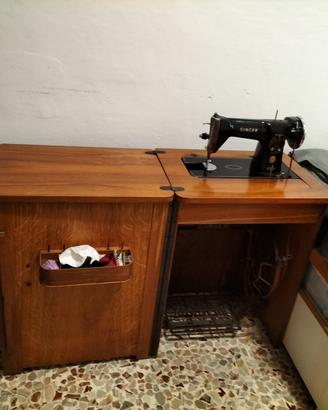 Macchina da cucire Singer anni 50/60 funzionante