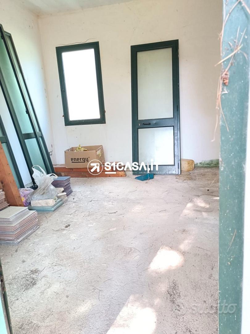 Terreno agricolo con deposito a Galatone - Vista 3