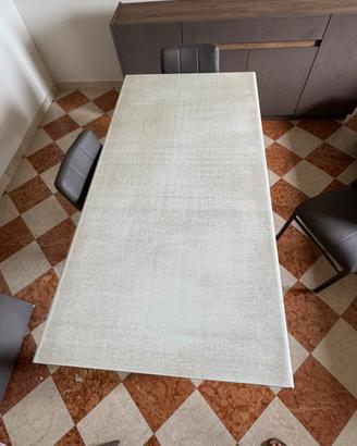 Tavolo