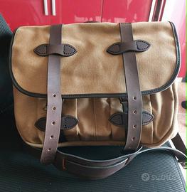 .Filson Rugged Twill Field Bag Medium Style 232.