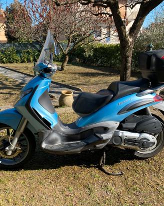 Beverly 400 ie