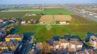 TER. RESIDENZIALE A REGGIO NELL'EMILIA