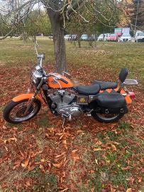 Harley Sportster 883 del 1989 a carburatore
