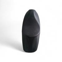 sella Honda SH 350 con cuciture rosse