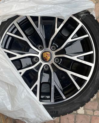 Cerchioni Porsche Taycan 2022