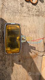 Faretto Giallo Champions 