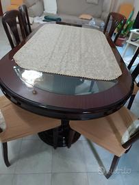 tavolo mogano con sedie 