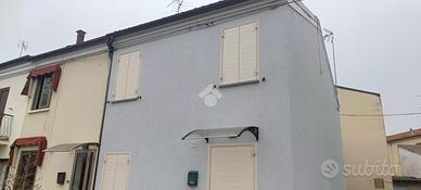 CASA INDIPENDENTE A FERRARA