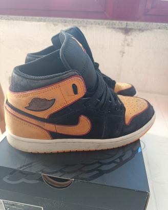air Jordan 1 mid se 