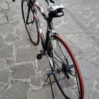 Bici da corsa in carbonio