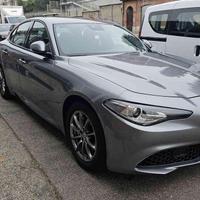 ALFA ROMEO Giulia 2.2 Turbodiesel 160 CV AT8 Bus