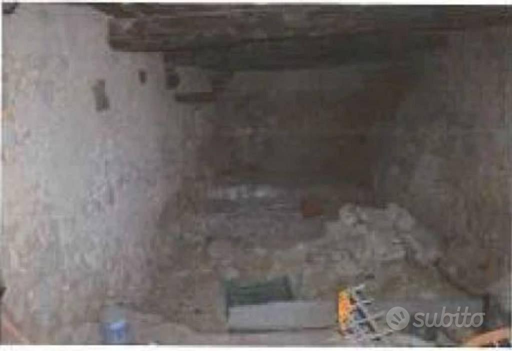 Immobile in asta di 680 m² a Montecchio - Vista 2