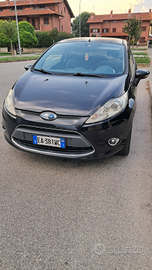 Ford fiesta titanium 2010