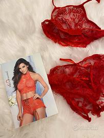 Completo pizzo rosso