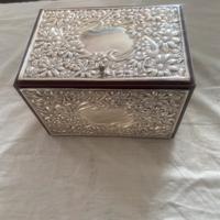 Cofanetto legno radica argento