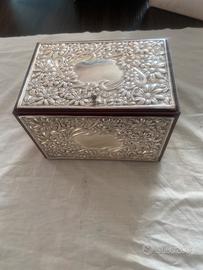 Cofanetto legno radica argento