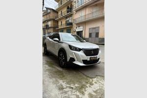 PEUGEOT 2008 BlueHDi 110 S&S Allure Pack