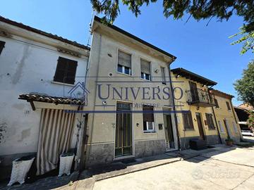 Casa indipendente di 120 m² con 4 locali e box aut