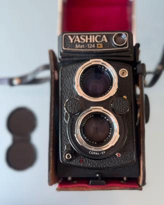 Yashica 124 G macchina fotografica vintage