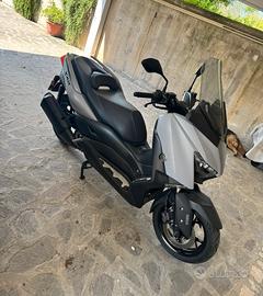 Yamha X-Max 300 INCIDENTATO