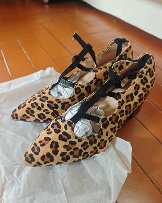 Décolleté leopardate con cinturino – nuove tg 38