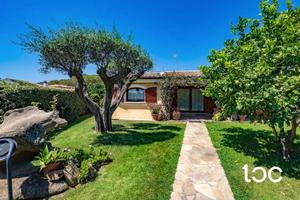 Elegante porzione di bifamiliare in prestigioso re