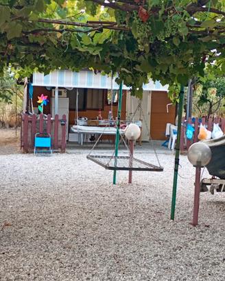 Terreno con C\2 attrezzato per weekend al mare