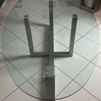 Tavolo in vetro temperato