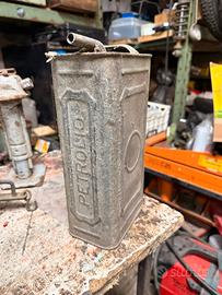 Tanica petrolio GENOVA 1932 in ferro originale