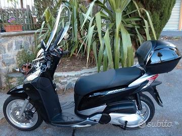 Honda sh300 i 2013