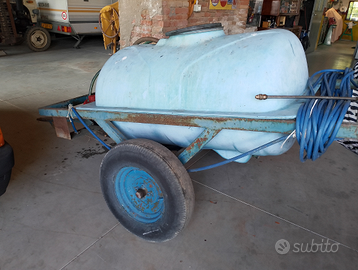 Cisterna + rimorchio+ pompa